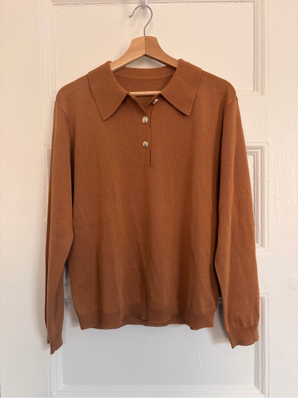 Classic Collared Knit Polo Sweater in Warm Caramel